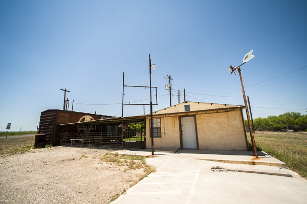 deserted_desert_landscape-5