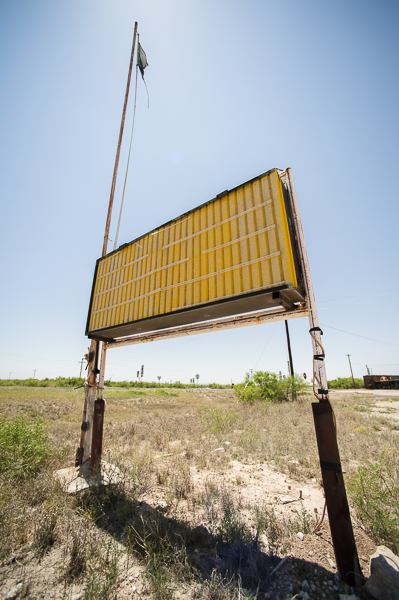 deserted_desert_landscape-8