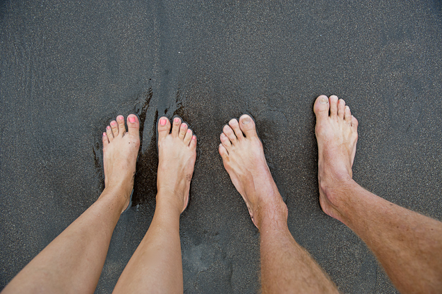 feet-love-beach